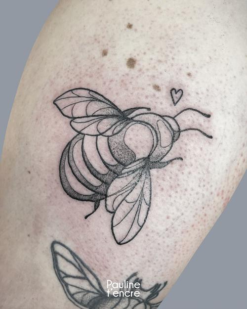 Tatouage Abeille insecte 